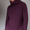Bordeaux Cashmere knit turtleneck | Sustainable menswear